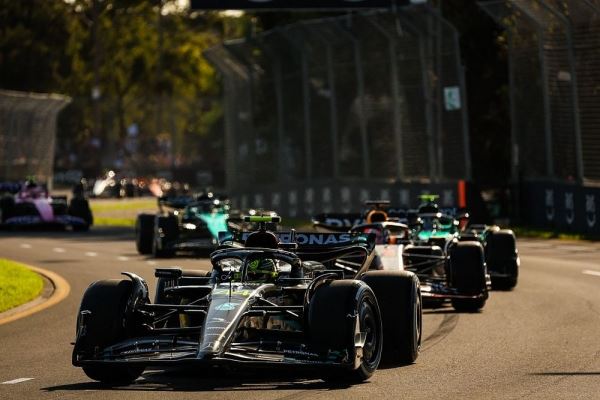 Ральф Шумахер назвал гонку в Мельбурне «дурной шуткой»